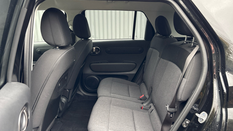 Hyundai INSTER 85kW 02 49kWh 5dr Auto Electric Hatchback